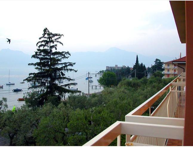 Hotel San Faustino Тори дел Бенако Екстериор снимка