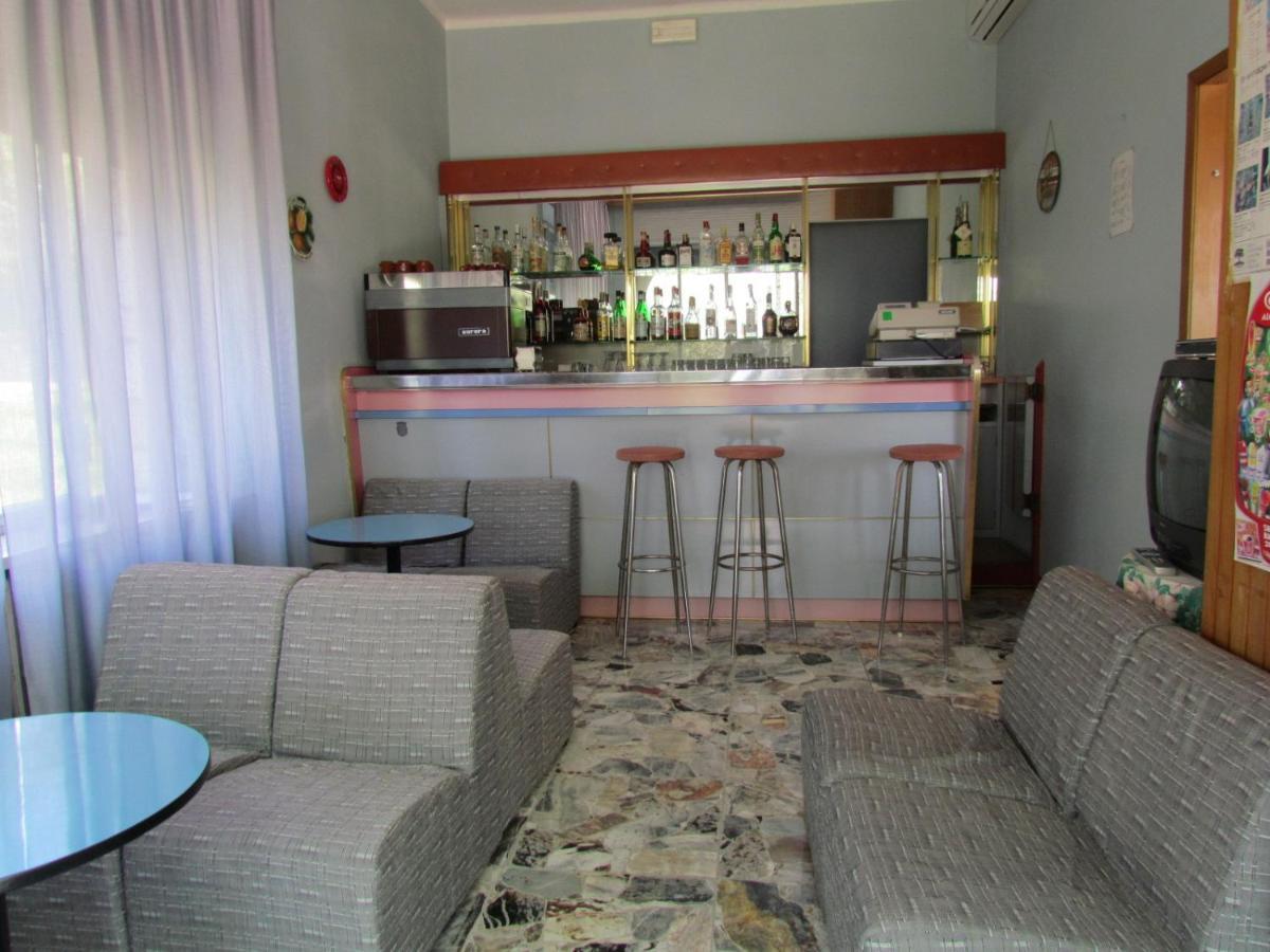 Hotel San Faustino Тори дел Бенако Екстериор снимка
